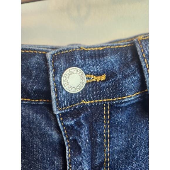 Judy Blue Boyfriend Fit Jeans sz 27 straight leg med wash classic preppy stretch - Picture 3 of 10